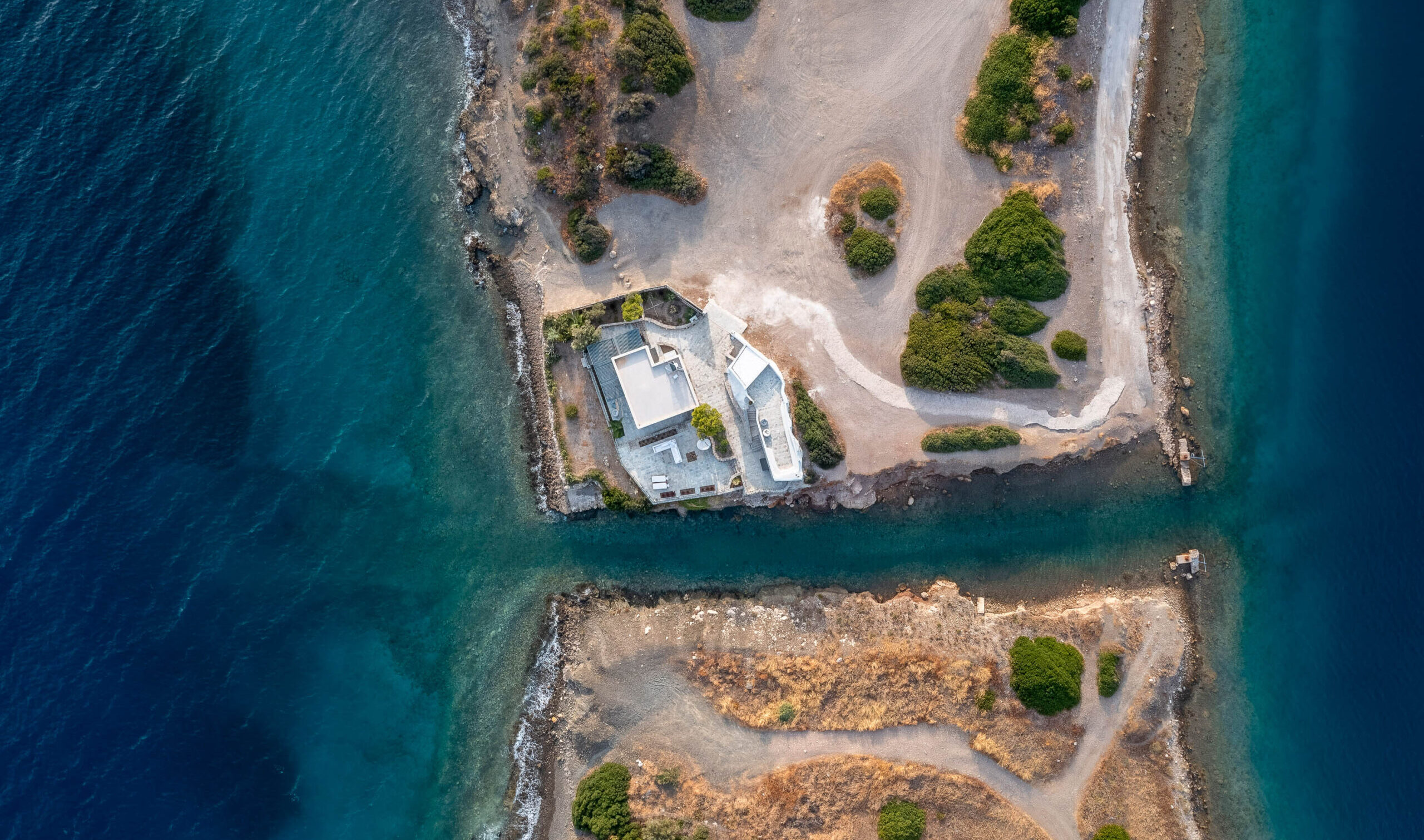 KANAVOS CONSTRUCTIONS – Edge of Water Residence – Λίμνη Βουλιαγμένης Ηραίου